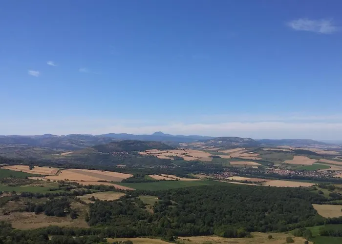 L'insolite Du Pic D'ysson Séjour à la campagne *